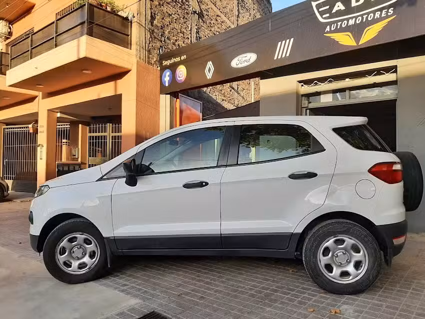 ADN AUTOMOTORES somos tu opci&oacute;n superadora para comprar y vender tu auto