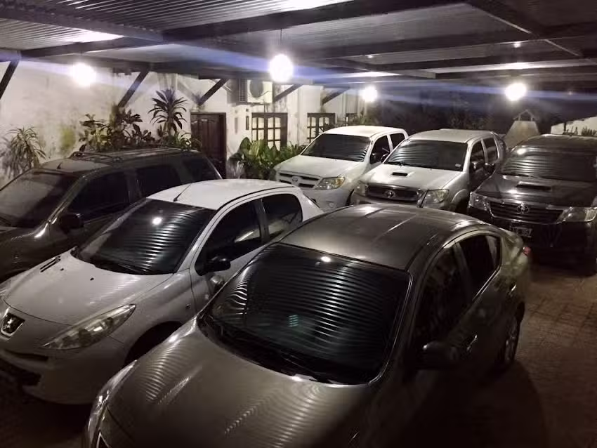 ANDRES CANTON AUTOMOTORES