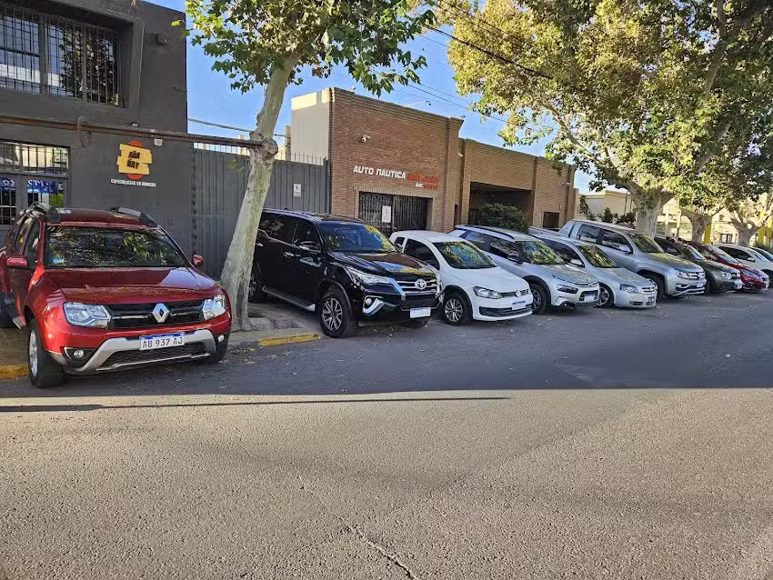 Auto N&aacute;utica San Juan Sucursal Centro