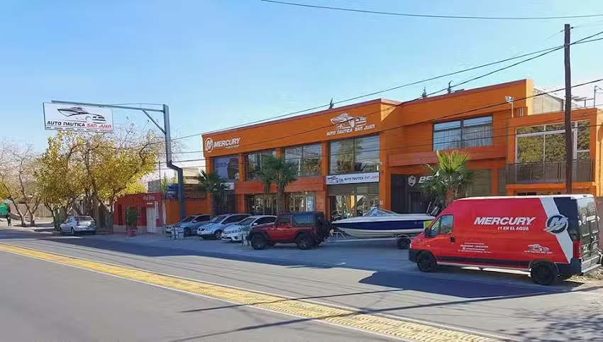 Auto N&aacute;utica San Juan