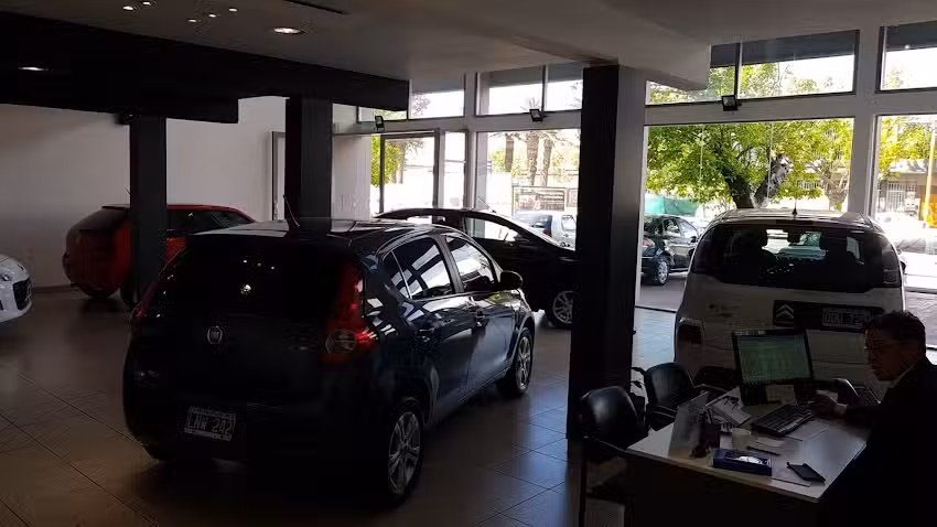Autoferia by Lorenzo &ndash; Sucursal San Rafael, Mendoza