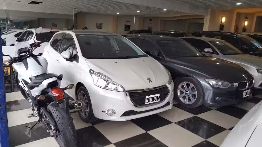 Automotores alem 877