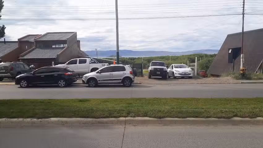 AUTOMOTORES GIORGIOVICH CALAFATE