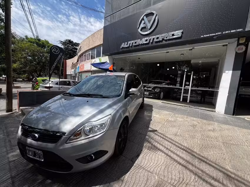 Av Automotores