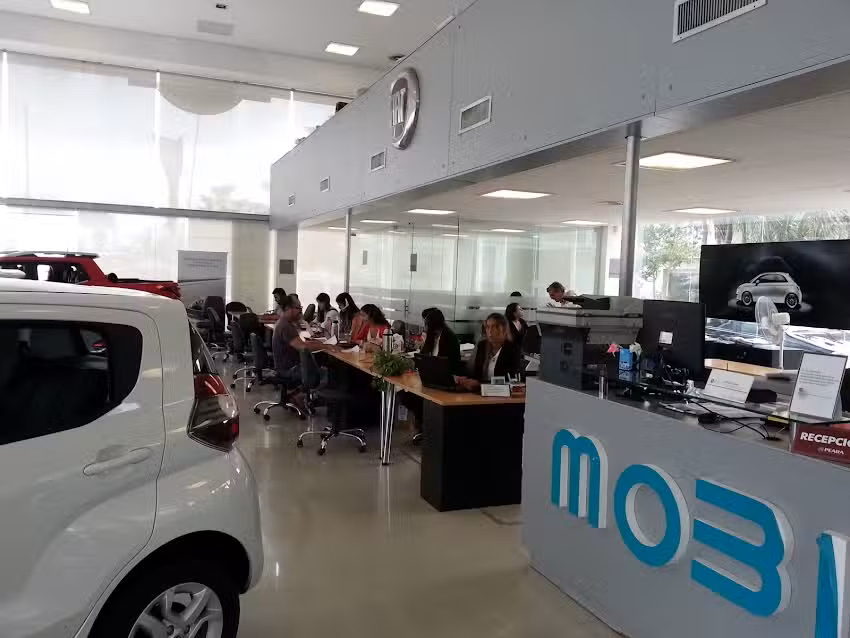 Concesionario Fiat -Peara &ndash; La Plata (Av. 44)