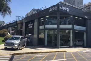 Concesionario Jeep Guini – La Recova