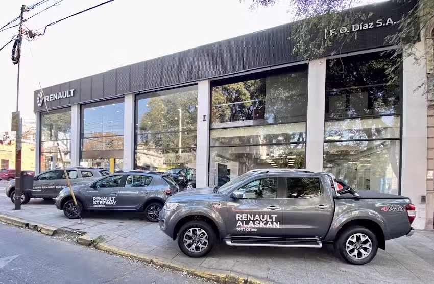 Concesionario Renault &ndash; CABA &ndash; Francisco Osvaldo D&iacute;az S.A. (Villa Ortuzar)