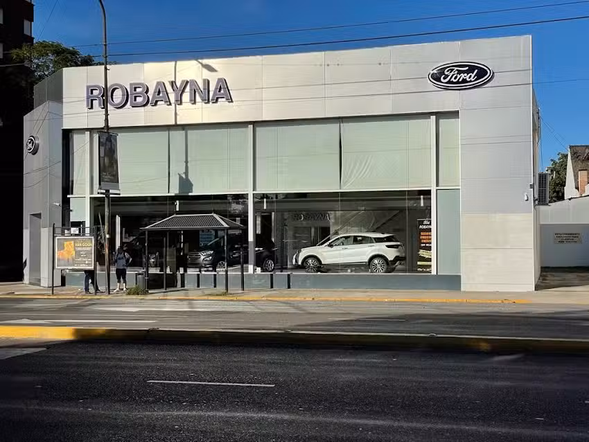 Ford Robayna &ndash; Mart&iacute;nez