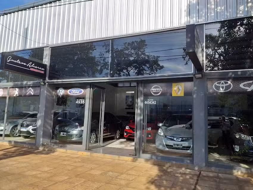 Gustavo Alcaraz Automotores