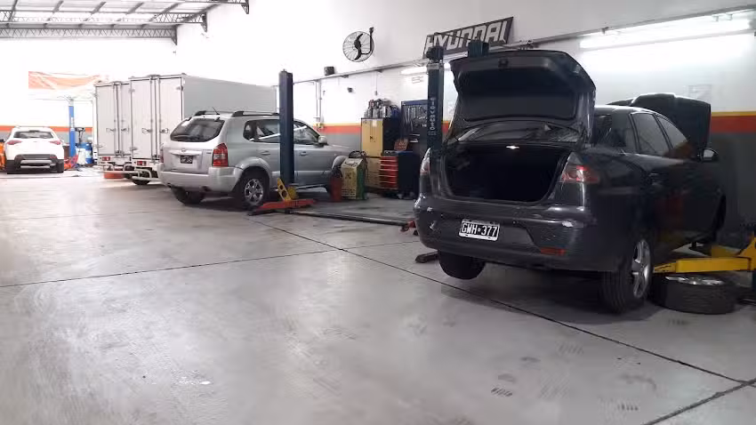 HYUNDAI CATENARO &ndash; SERVICE OFICIAL