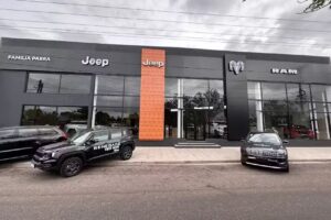 JEEP/RAM Familia Parra