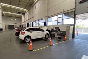 Kavak Tigre &ndash; Showroom, Centro de Inspecci&oacute;n y Postventa