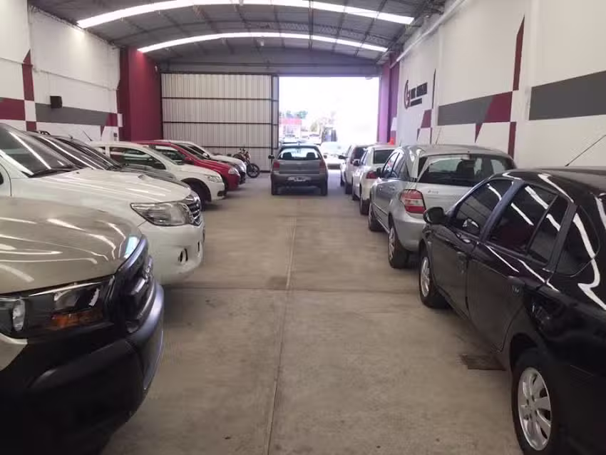 Luis Gavazza Automotores