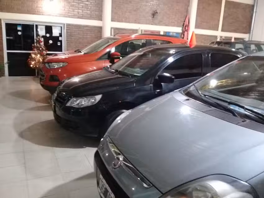 Luj&aacute;n Automotores