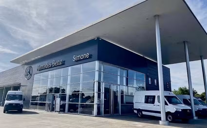 Mercedes-Benz Simone La Plata