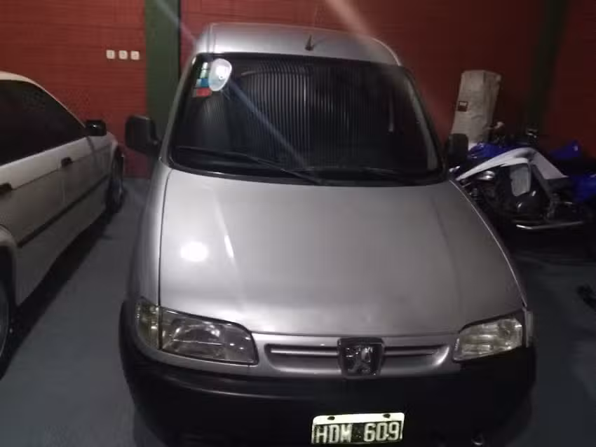 Nu&ntilde;ez Hermanos