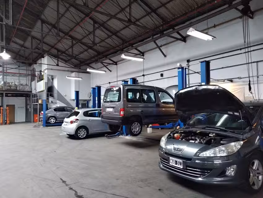 SVA Peugeot &Aacute;lvarez Thomas