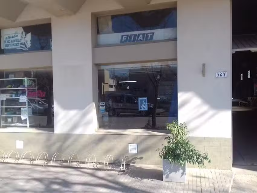 Taris Automotores de Eduardo Bogardi