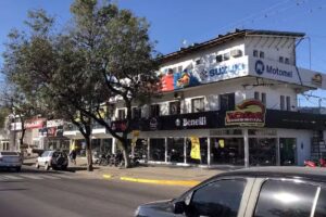 Todo Comercial MOTOS, N&Aacute;UTICA, AUTOS, MOTOS DE AGUA.